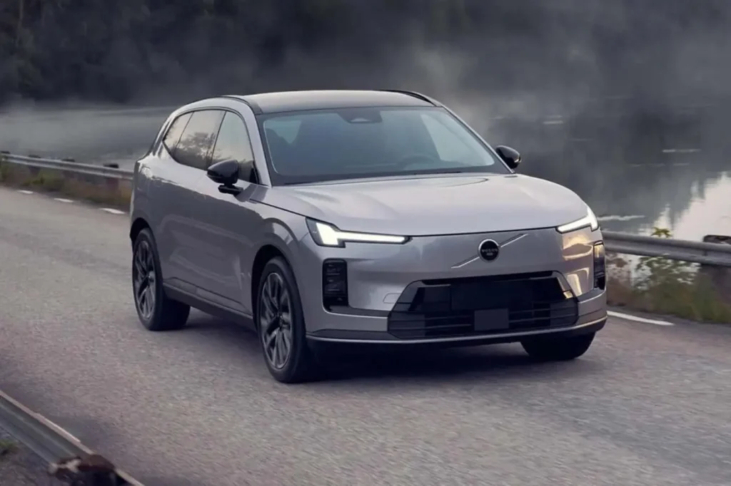 فروش فوق العاده ولوو XC70 ۲۰۲۶