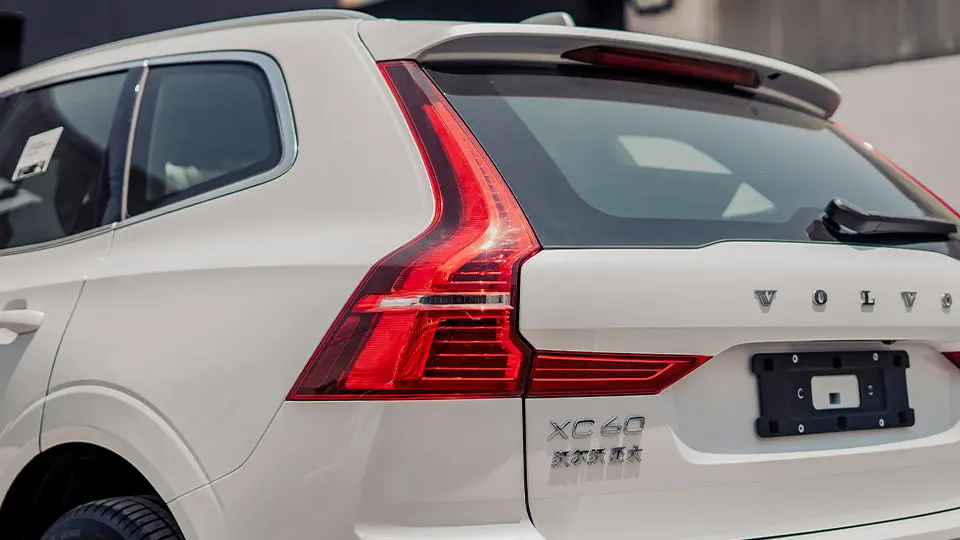 فروش فوق العاده ولوو XC60 ۲۰۲۶